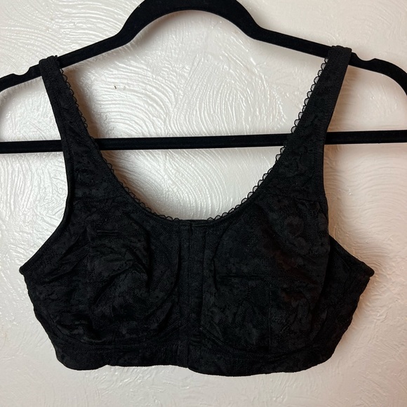 Victoria’s Secret mastectomy bra - Picture 4 of 4